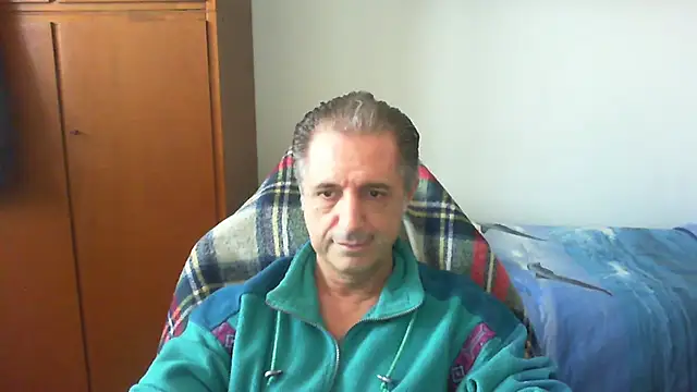 lliuk70mi online show from April 9, 12:44 pm