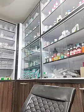 Raj1043 online show from March 23, 1:50 pm