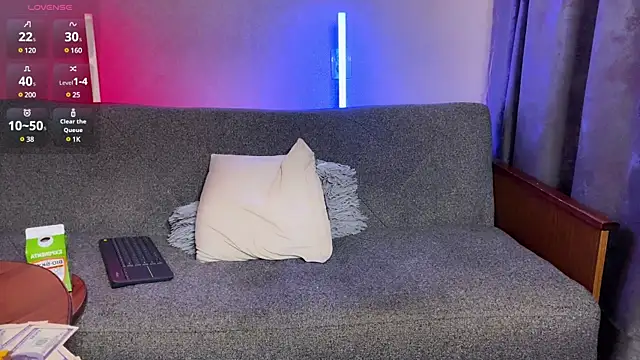 Adam misti online show from December 24, 1:50 pm