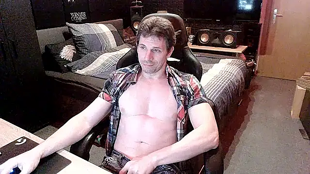 dreamwallker21 online show from March 27, 8:43 pm