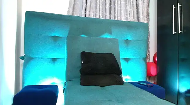 thiagowes online show from February 9, 8:33 am