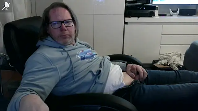 VSteph online show from March 29, 8:09 pm