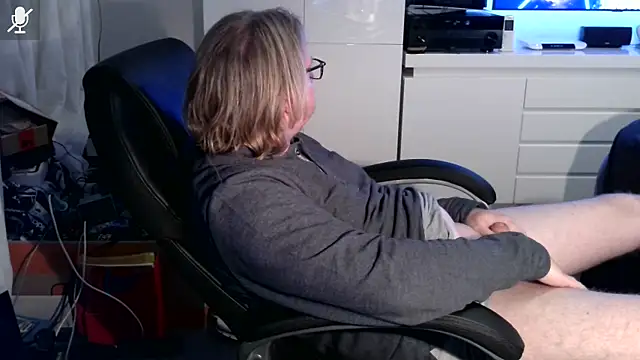 VSteph online show from October 13, 8:59 pm