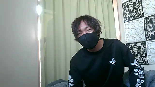 UKI06 online show from December 4, 5:05 am