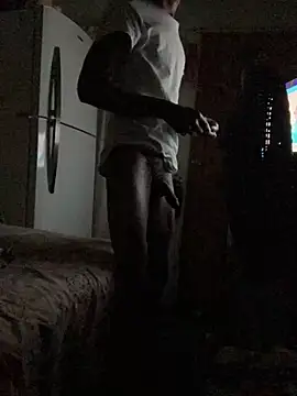 Snapshot of Johnras121 chatting on March 21, 10:28 am Johnras121 online show from March 21, 10:28 am