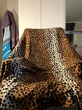 sameQ8 online show from December 2, 11:21 pm