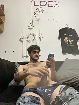 Tomito14 online show from October 17, 6:39 am