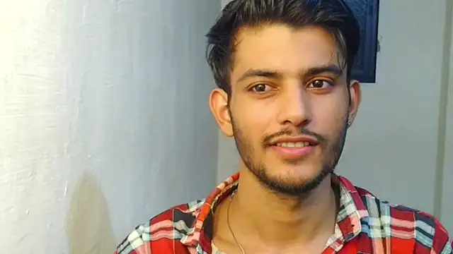 Snapshot of kingkartik7 chatting on October 24, 5:14 pm kingkartik7 online show from October 24, 5:14 pm