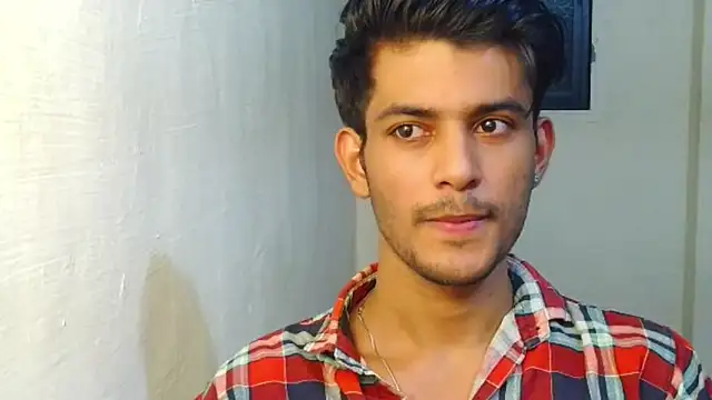 kingkartik7 online show from October 28, 4:53 pm