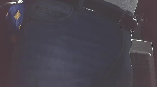 briefsguy4lifexh online show from March 16, 4:41 am