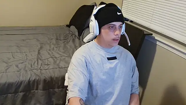 cumwithkash online show from February 24, 5:32 am