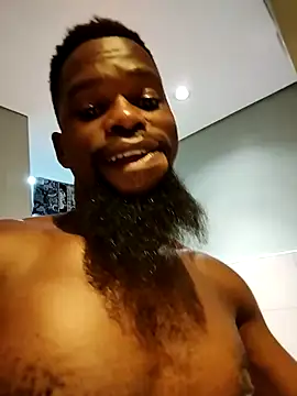 Snapshot of Chocolate_factory_man chatting on January 12, 1:32 am Chocolate factory man online show from January 12, 1:32 am