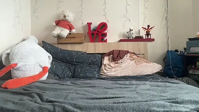 LinelikeOverseer online show from March 8, 11:14 am