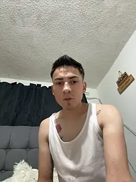 Snapshot of liam_l1 chatting on January 10, 1:42 am liam l1 online show from January 10, 1:42 am