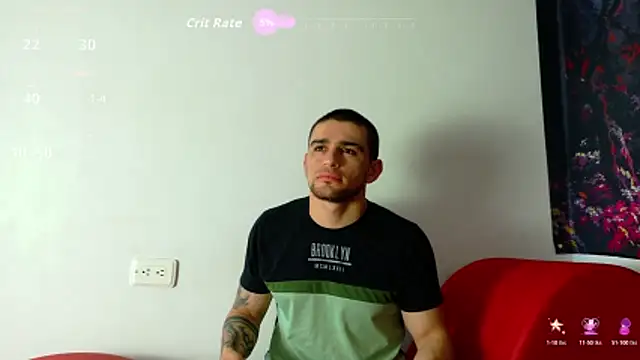 Snapshot of Sexy_Alejandro_ chatting on October 24, 11:34 am Sexy Alejandro online show from October 24, 11:34 am