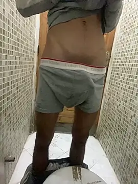 Snapshot of Moroccan-physician chatting on January 15, 8:48 pm Moroccan-physician online show from January 15, 8:48 pm