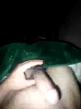 Snapshot of ch___ro69 chatting on December 7, 2:53 am ch   ro69 online show from December 7, 2:53 am