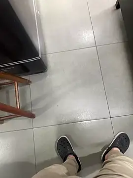 Snapshot of Hjsjsjsjjd chatting on October 14, 12:12 pm Hjsjsjsjjd online show from October 14, 12:12 pm