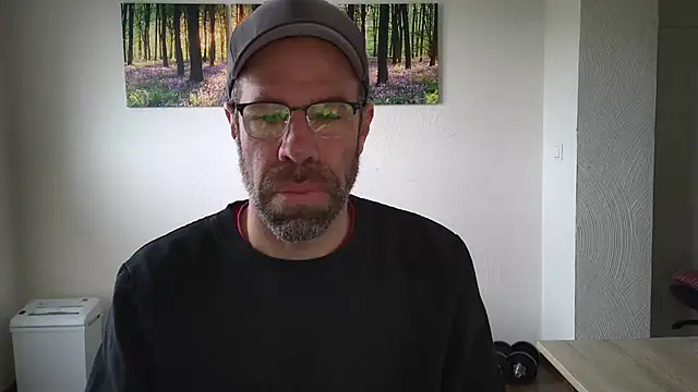 Snapshot of Harry_Boldt chatting on October 24, 8:49 am Harry Boldt online show from October 24, 8:49 am