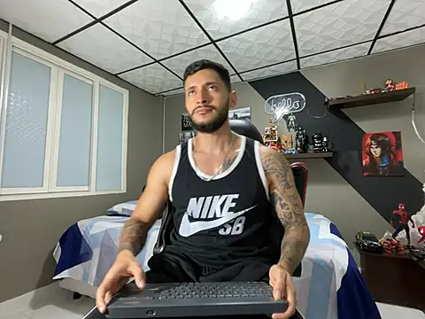 marcel crawford96 online show from April 15, 1:22 pm