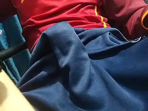 SALLY OMAR  online show from April 15, 7:58 pm