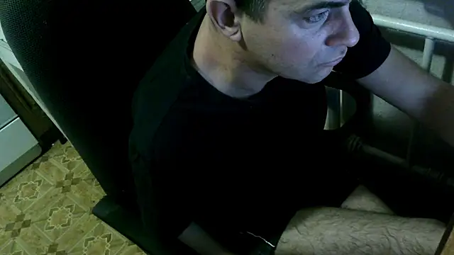 Snapshot of AlDON59 chatting on December 26, 8:42 pm AlDON59 online show from December 26, 8:42 pm