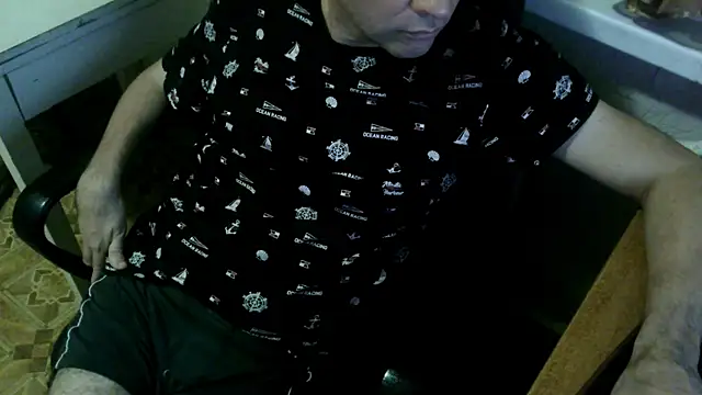 Snapshot of AlDON59 chatting on January 4, 7:13 pm AlDON59 online show from January 4, 7:13 pm