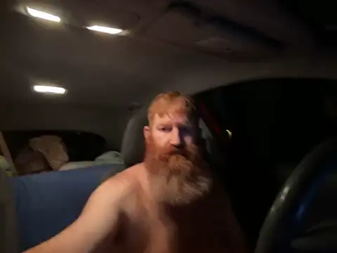 Redfurr69 online show from December 6, 6:04 am