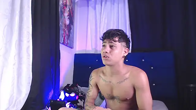 Sexys Boys Hot1 online show from February 20, 6:19 am