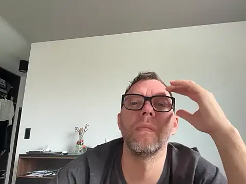 xmnbx77 online show from October 21, 9:12 am