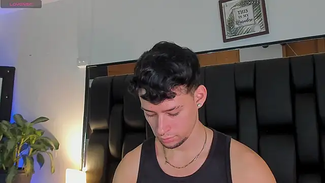 JadeSmiith  online show from January 13, 11:31 pm