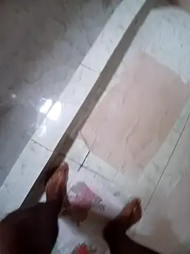 Pr3To021 online show from December 5, 3:39 pm