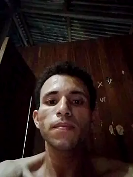 Snapshot of jhonmenas14 chatting on October 22, 2:37 am jhonmenas14 online show from October 22, 2:37 am