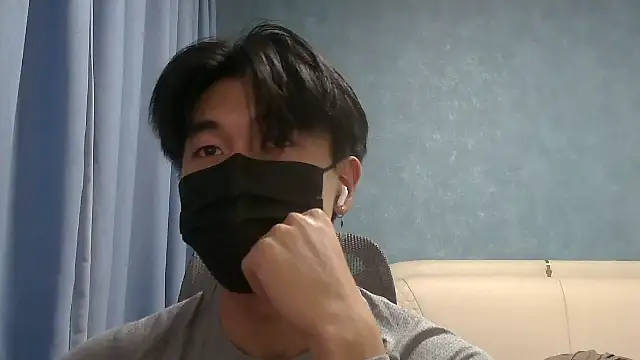 wuzhimao0207 online show from May 18, 3:06 pm