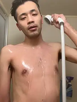 Snapshot of ryusei18570 chatting on January 25, 12:16 pm ryusei18570 online show from January 25, 12:16 pm