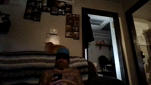 clitstitsandbongrips online show from October 5, 8:57 pm