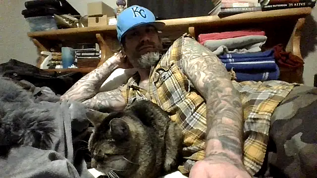 clitstitsandbongrips online show from October 24, 4:20 pm