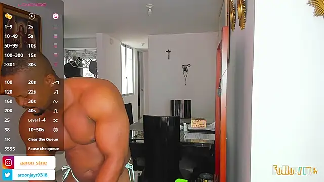 Aaron ST online show from May 21, 3:27 pm