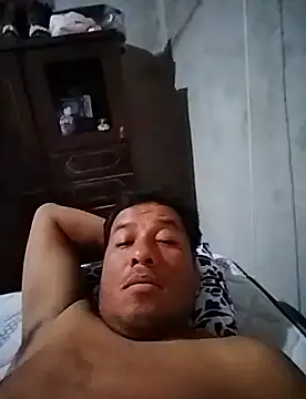 Snapshot of marcuszza22 chatting on January 23, 10:01 pm marcuszza22 online show from January 23, 10:01 pm