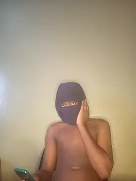 Mischevous T69 online show from December 6, 8:37 am