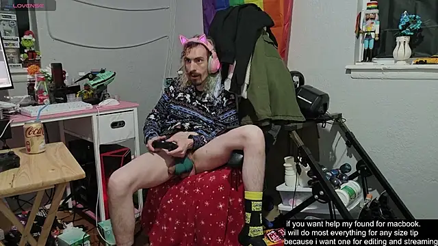 tallnerdyguy online show from November 22, 6:02 am