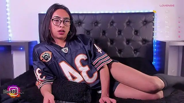 Snapshot of Skyler__blue4 chatting on March 15, 2:46 am Skyler  blue4 online show from March 15, 2:46 am