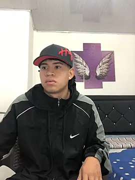 logannth online show from February 23, 1:40 am