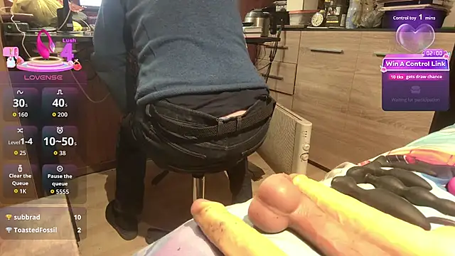 misteryman1956 online show from April 29, 5:01 am