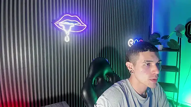 Jefer rick  online show from December 15, 12:57 pm