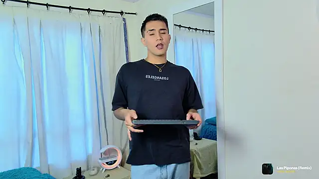 Chris Maddox online show from November 1, 8:46 pm