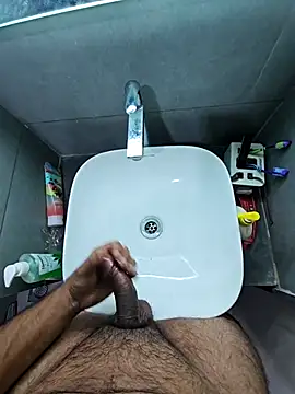 rahulGJ03 online show from October 3, 4:12 pm