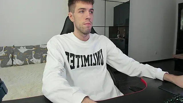 White Dylan online show from February 13, 12:21 pm