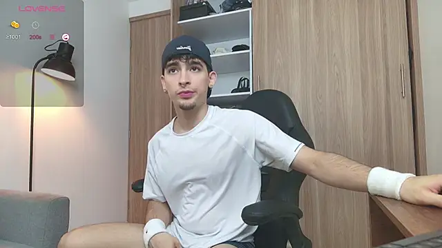 zenn rush1 online show from February 15, 2:33 pm