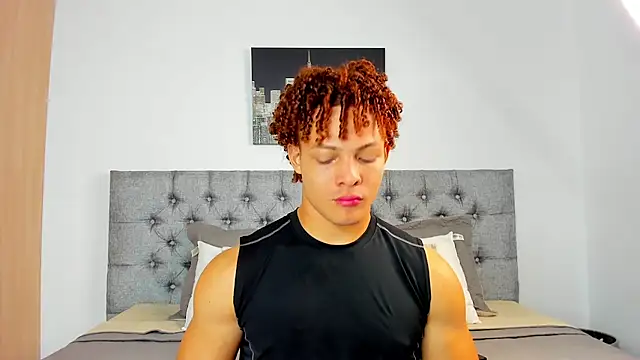 Justin therox online show from December 13, 4:43 am